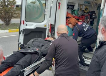 Sivas'ta kazada yaralanan 4 futbolcu ile 1 sürücünün tedavisi sürüyor