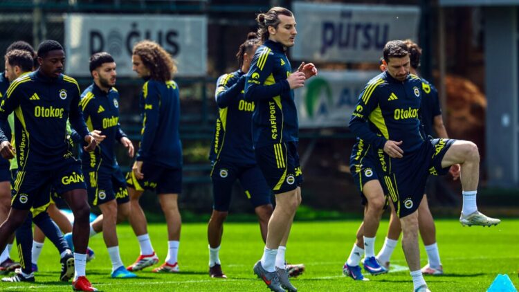 Fenerbahçe, Çaykur Rizespor maçı hazırlıklarını sürdürdü