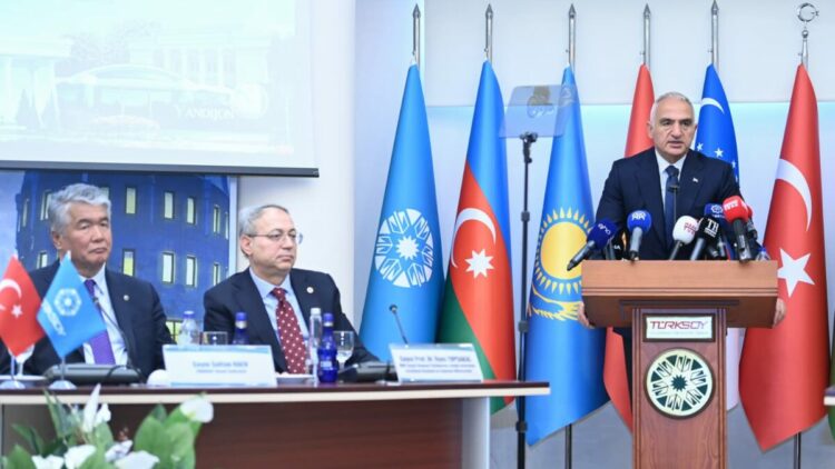 Bakan Ersoy: Türk dünyası olarak birliğimizi diri tutmak zorundayız