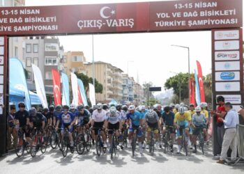 Ünilig Bisiklet Şampiyonası Alanya’da başladı