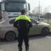 Orhangazi'de hafriyat kamyonu çarptığı otomobili sürükledi