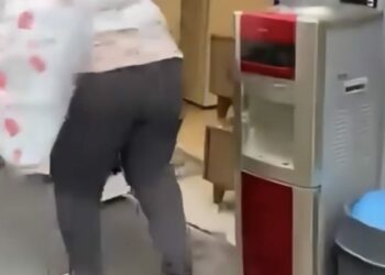 Şişli’de müşteriyle spotçu arasında 'Beni kandırdın' kavgası: Yumruk atıp poşet fırlattı