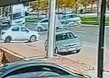 Şanlıurfa'da 2 otomobil çarpıştı; 3 yaşındaki Nazlı öldü