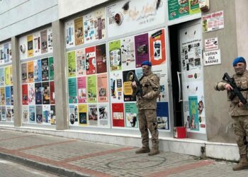 Aydın merkezli 10 ilde 'sahte sertifika' operasyonu; 17 gözaltı