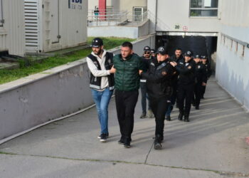 Adana merkezli 8 ilde 'Bayğaralar suç örgütüne operasyonda 287 şüpheli adliyede