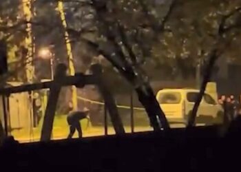 KADES ihbarına giden polislere ateş açan şüpheli, vurularak yakalandı