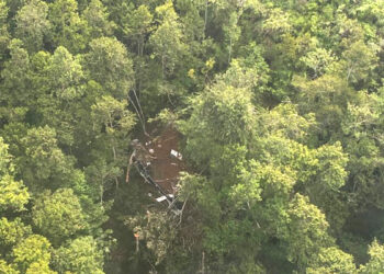 Endonezya'da helikopter kazası: 8 ölü
