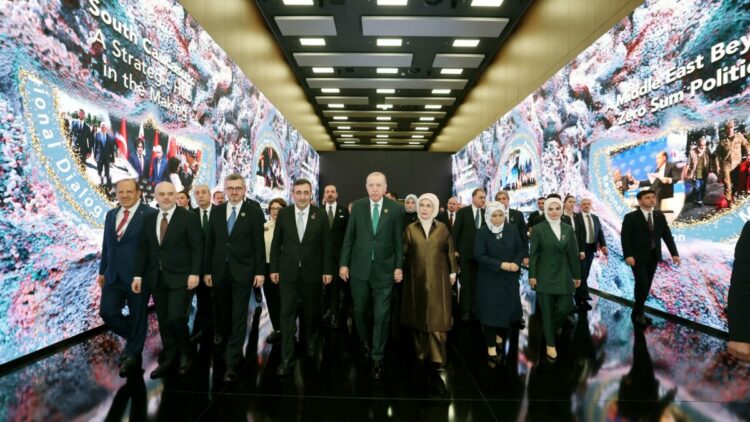 Emine Erdoğan'dan 'Antalya Diplomasi Forumu' mesajı