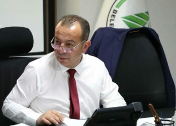 Tanju Özcan’ın ‘Tehdit ve şantaj’ davasının ilk duruşması yapıldı