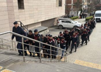 Eskişehir’de tefecilik operasyonu; 4 tutuklama