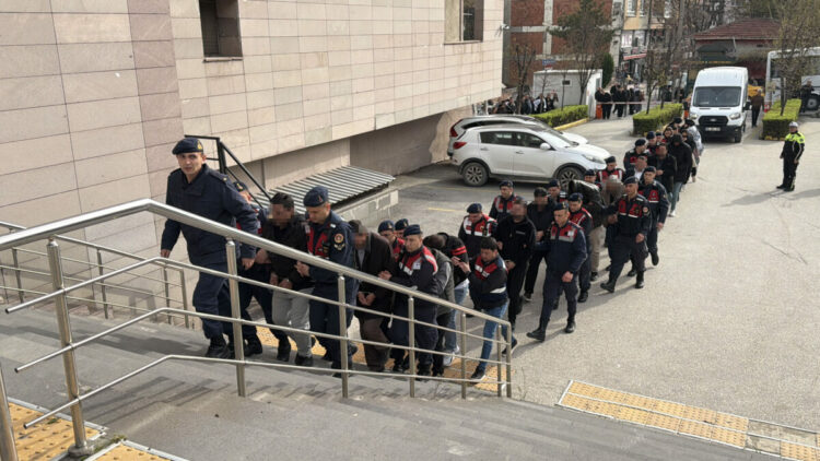 Eskişehir’de tefecilik operasyonu; 4 tutuklama