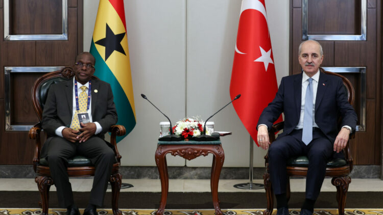 TBMM Başkanı Kurtulmuş, Gana Meclis Başkanı Bagbin ile bir araya geldi
