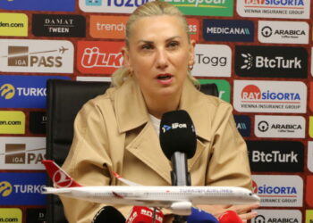 Necla Güngör Kıragası: İsviçre'ye karşı ilk defa bir puan aldık