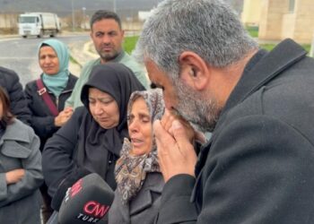 Rojin Kabaiş’in babasından Tunceli’de Doku ailesine destek ziyareti