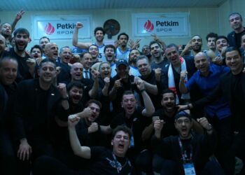 Petkimspor kurtuluş ateşini yaktı
