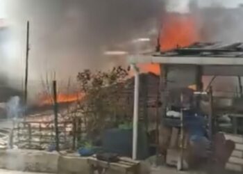 Sarıyer’de balkondaki semaver yangına neden oldu; alevler gecekonduya sıçradı