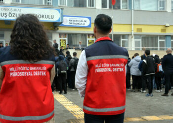Ayser Çalık Ortaokulu, yeni binasında eğitime başladı