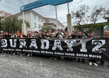 Saldırıda ölen öğrencilerin ailelerine destek için Kahramanmaraş’a geldiler