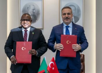 Bakan Fidan, Zambiyalı mevkidaşı Haimbe ile görüştü