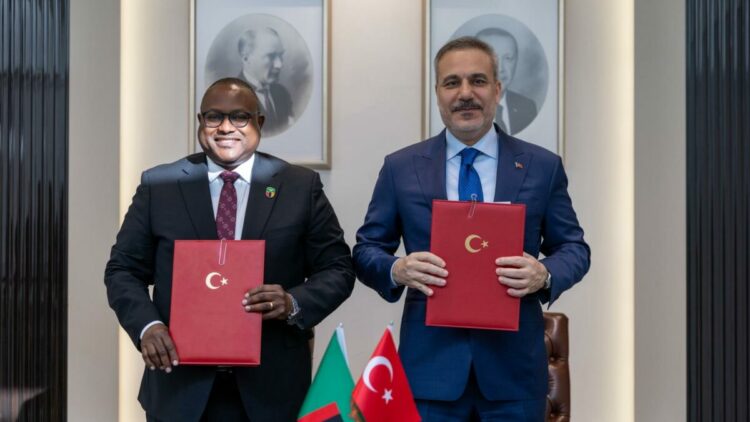 Bakan Fidan, Zambiyalı mevkidaşı Haimbe ile görüştü