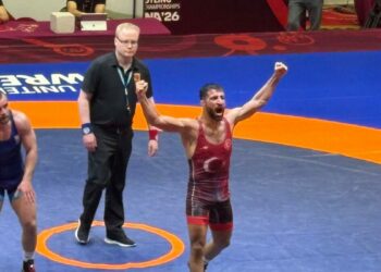 Murat Fırat, Avrupa Güreş Şampiyonası'nda finale yükseldi