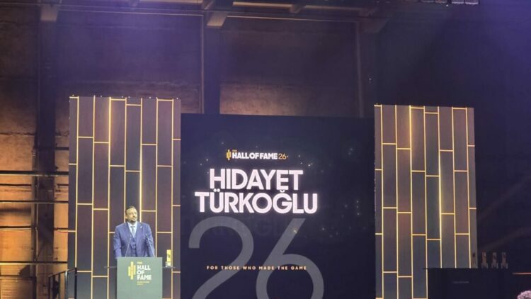 Hidayet Türkoğlu: Bu onuru, Ay-yıldızlı formayı gururla taşımış tüm sporcular adına kabul ediyorum