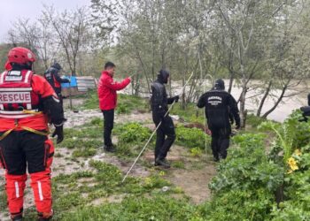 Nehirde kaybolan Ahmed’i arama çalışmaları yeniden başladı