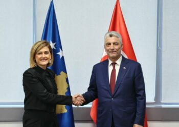 Bakan Bolat, Kosova Sanayi, Girişimcilik, Ticaret ve İnovasyon Bakanı Kusari Lila ile görüştü