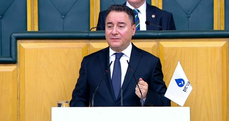 Ali Babacan: Okullarla ilgili araştırma komisyonuna destek veririz