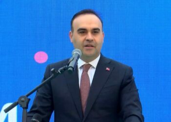 Sanayi ve Teknoloji Bakanı Mehmet Fatih Kacır, Bilim Esenler'in açılışına katıldı
