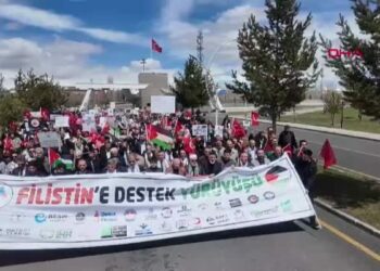 Ağrı'da akademisyen, öğrenci ve STK’lardan İsrail'e idam tepkisi