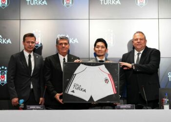 Beşiktaş’a yeni forma şort sponsoru