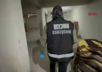 Eskişehir’de kaçak sigara operasyonuna 2 tutuklama