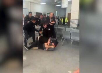 Şanlıurfa’da hastanede kavga kamerada