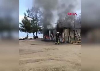 Alanya’da işçilerin kaldığı konteyner yandı