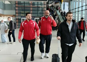 Rekortmen şampiyon Rıza Kayaalp yurda döndü