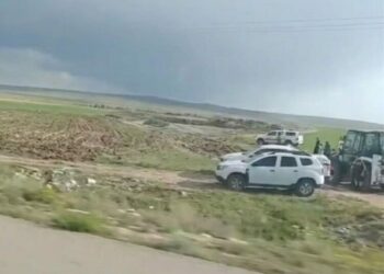 Boş arazide toprağa gömülü ceset bulundu