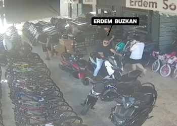 Manavgat’ta eski başkanın tutuklandığı soruşturmada paraların motosikletle taşındığı görüntüler ortaya çıktı