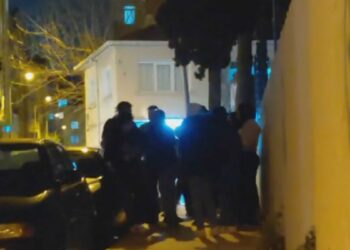 Pendik'te asker eğlencesinde iki grup arasında çıkan kavga kamerada
