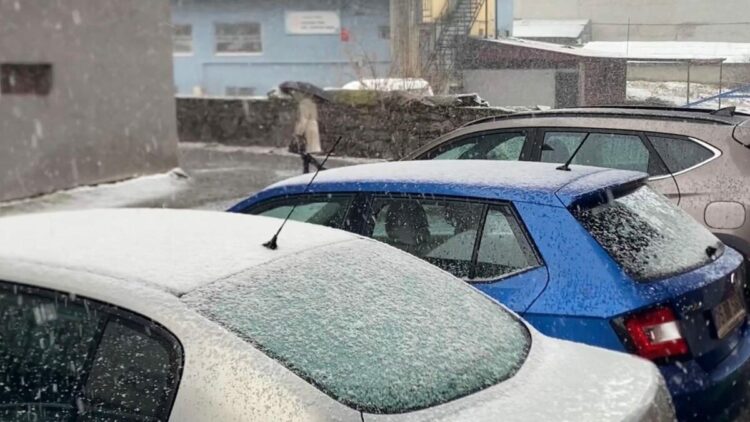 Ardahan’a nisan ayında kar yağdı