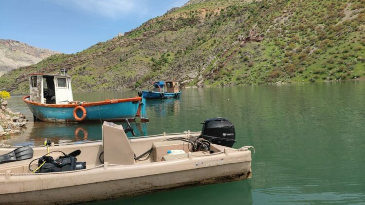 Bottan Fırat Nehri'ne düşen kampçı için arama çalışması başlatıldı