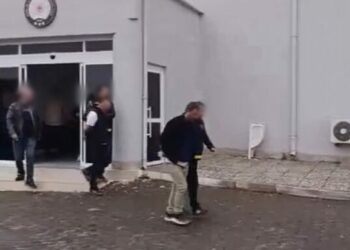 Bursa'da hırsızlık şüphelilerine operasyon; 2 tutuklama