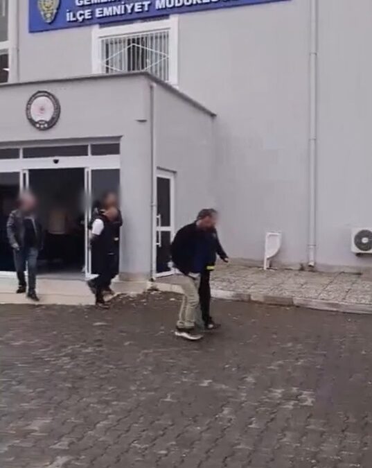 Bursa'da hırsızlık şüphelilerine operasyon; 2 tutuklama