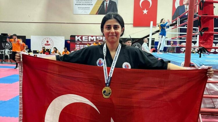 Bodrumlu öğrenci dünya şampiyonu oldu