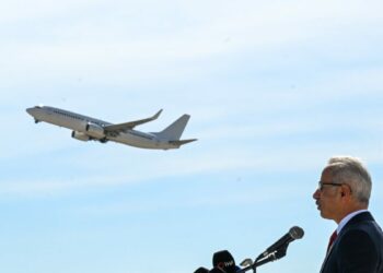 Bakan Uraloğlu: Havalimanı kapasitesi 26 AB ülkesinin nüfusunu aştı