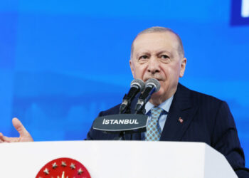 Cumhurbaşkanı Erdoğan: İstanbul'un güvenliği için yegane çözüm, kentsel dönüşümdür / Geniş haber