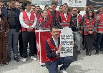 CHP Konya İl Teşkilatı'nda 'mezar taşlı' gerginlik