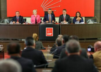 Özgür Özel: Hep birlikte iktidara yürüyeceğiz