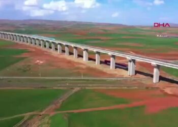 Sivas YHT Hattı'nı 3 yılda 2 milyon 356 bin yolcu kullandı