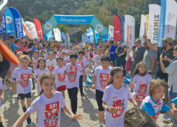 23 Nisan’a özel koşuda çocuklar maratonun yıldızı oldu